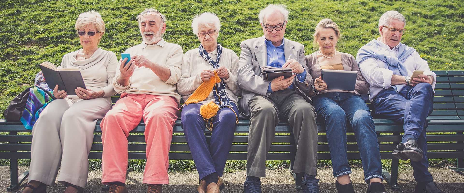 Engaging Community Events and Activities: A Guide to Finding the Best Luxury Retirement Options