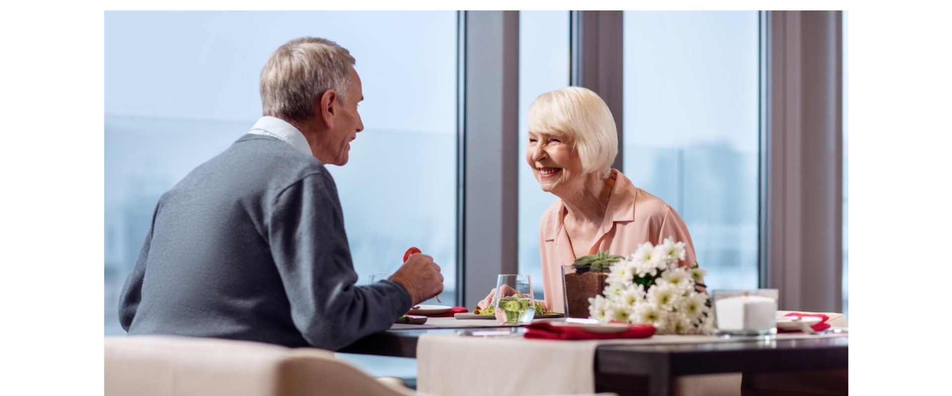 Important Amenities and Services to Look for in a Luxury Retirement Home